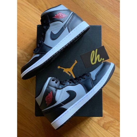 Size 7.5 Nike Air Jordan 1 Mid "Shadow Red" - Picture 5 of 5